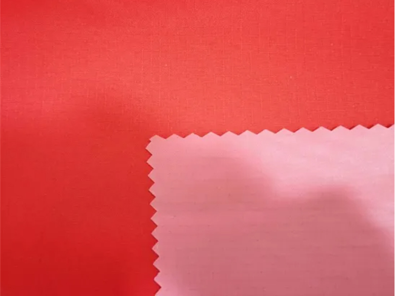 Ribstop Pongee-tyg i 100 % polyester med PVC-belagd